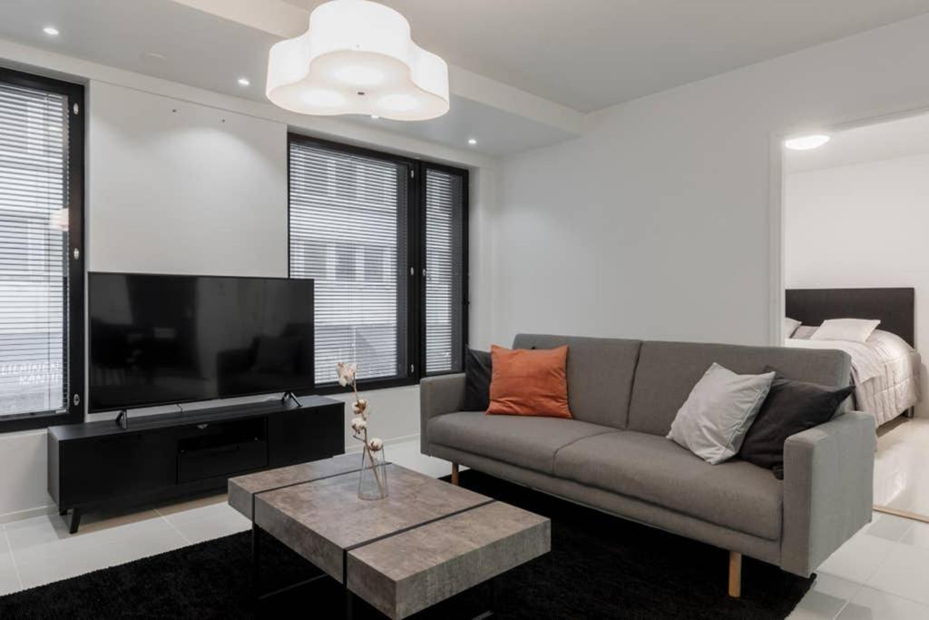 Sleek And Spacious 3 Bedroom Apartment In City Centre Helsinki Dış mekan fotoğraf